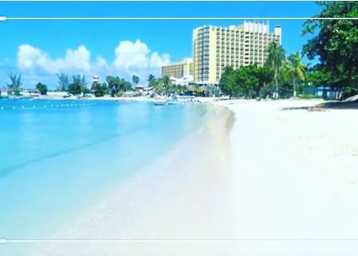 Cozy 4 Of 5 In The Heart Of * Ocho Rios