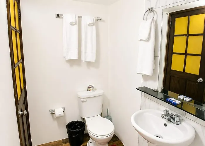 Cozy 4 Of 5 In The Heart Of Apartment Ocho Rios